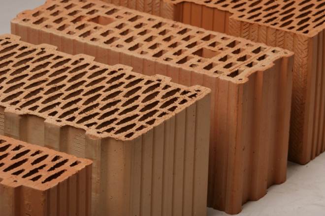 "теплая керамика" - поризованные блоки